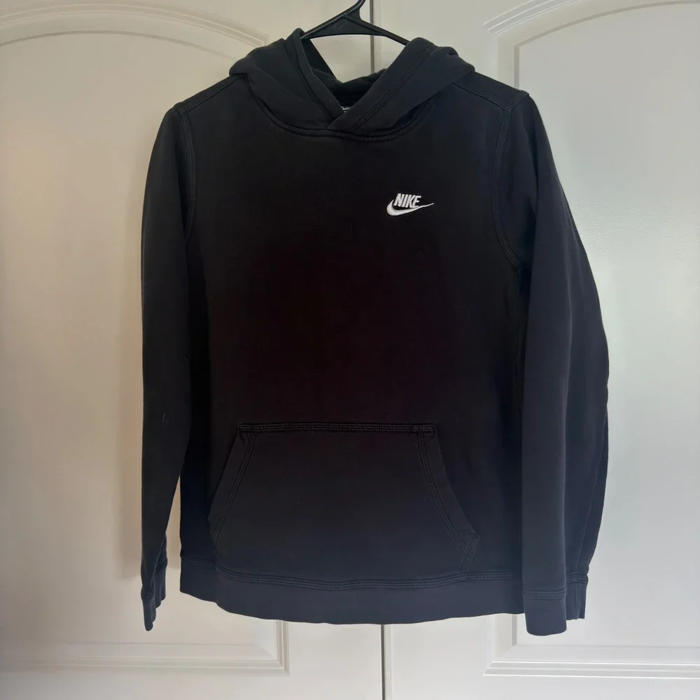 Nike Kids Sportswear Club Fleece Pullover Hoodie Black White Logo XL